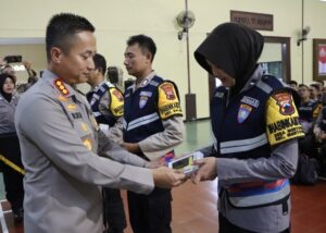 Kapolresta Magelang Beri Arahan Kepada Semua Anggota Bhabinkamtibmas Saat Gelar Apel 4 » IMG 20230215 210245