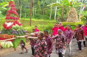 Bersama Forkopimcam, Polsek Windusari Hadiri Kirab Budaya dan Merti Desa 2 IMG 20230305 163203