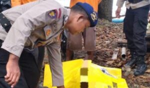 Mayat Laki-laki Tanpa Identitas Ditemukan Mengapung di Tengah Lautan Kebumen oleh Nelayan 2 IMG 20230316 161312