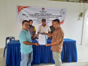 Beri Rasa Aman Kepada Masyarakat, Bhabinkamtibmas Polsek Air Joman Hadir Pembagian Dana BLT 2 IMG 20230401 WA0039