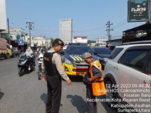 Sat Samapta Polres Asahan, Patroli Dialogis Imbau Petugas Parkir 2 IMG 20230413 WA0074