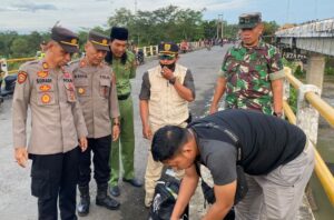 Patroli Polsek Kesesi Amankan Belasan Petasan Siap Ledak 2 IMG 20230416 171455
