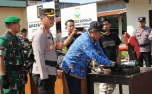 Polresta Magelang Musnahkan Barang Bukti Ribuan Botol Miras dan Ratusan Knalpot Brong 2 IMG 20230417 155503