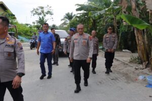 Kapolres Asahan AKBP Rocky Kunjungan Kerja ke Pos Apung Panton Bagan Asahan 2 IMG 20230506 WA0043