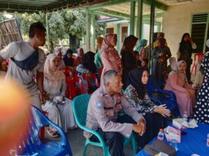 Personel Polsek Air Joman Hadiri Wisuda TK AL Khairany 2 IMG 20230615 WA0054