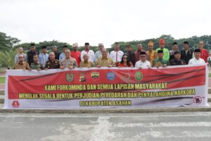 Stop Judi dan Narkoba, Bupati Beserta Forkopimda dan Elemen Masyarakat Kabupaten Asahan Gelar Deklarasi 2 IMG 20230627 WA0015