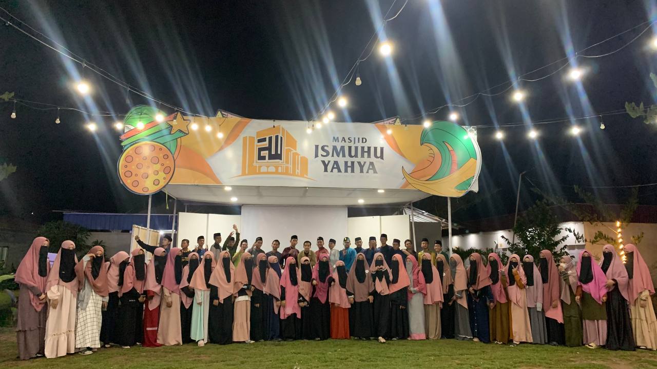 Jangan pandang pengajarnya - Tetapi Ilmu Bermanfaat Dalam, Bacalah Kitab Suci Al-Qur'an Bukan Untuk Tak Kenali diri-Nya (Selamat Hari Santriyah Di Dunia) 4 IMG 20231023 WA0028