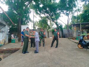Tinjau Persiapan Normalisasi Situ Cibeureum Danramil 01 Tambun Sambut Kunjungan Pabandya Kodamjaya Jayakarta 2 IMG 20240429 WA0036