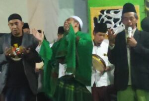 David Provostian Pimpinan Jama'ah Palu Gada Ngaji Roso Boja-Kendal Hadiri Pengajian dan Mujahadah 3 IMG 20240428 031455