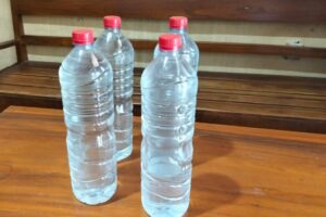 Polsek Sambungmacan Amankan Penjual Miras Jelang Nataru 2025 di Sragen, Enam Liter Ciu Ilegal Disita 2 IMG 20251223 183814