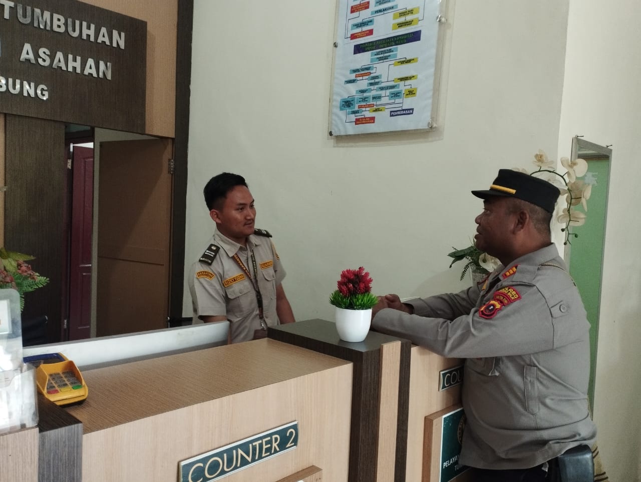 Perkuat Pengawasan Pelabuhan, Sat Binmas Polres Tanjung Balai Sambangi Kantor Karantina 2 IMG 20260330 WA0115