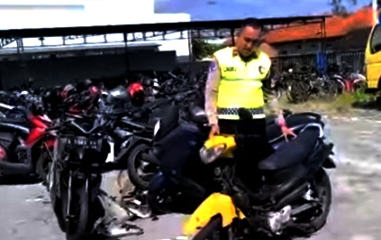 Honda Jazz B 1100 SYU "ADU BANTENG" R2 Yamaha Jupiter, Klaten Jawa Tengah 3 IMG 20260318 155928