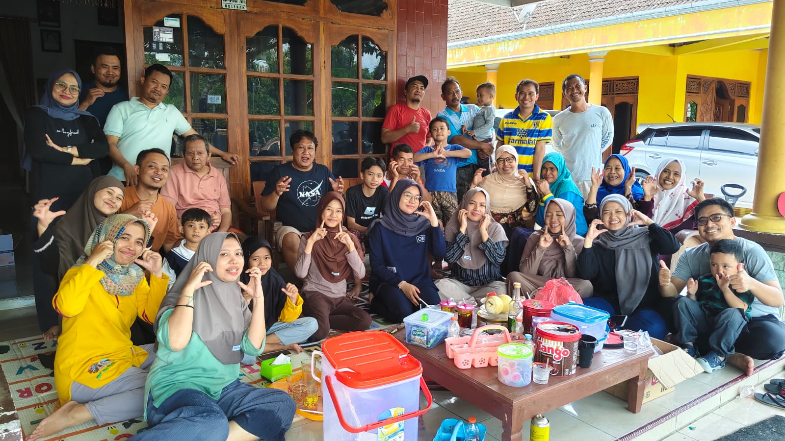Dusun Ngelebak - Jatipuro, "Momentum Silaturahmi Kel.Besar Sonokarto Mengucapkan Selamat Hari Raya Idul Fitri 1447 H" Kabupaten Karanganyar 2 giyem.spd1