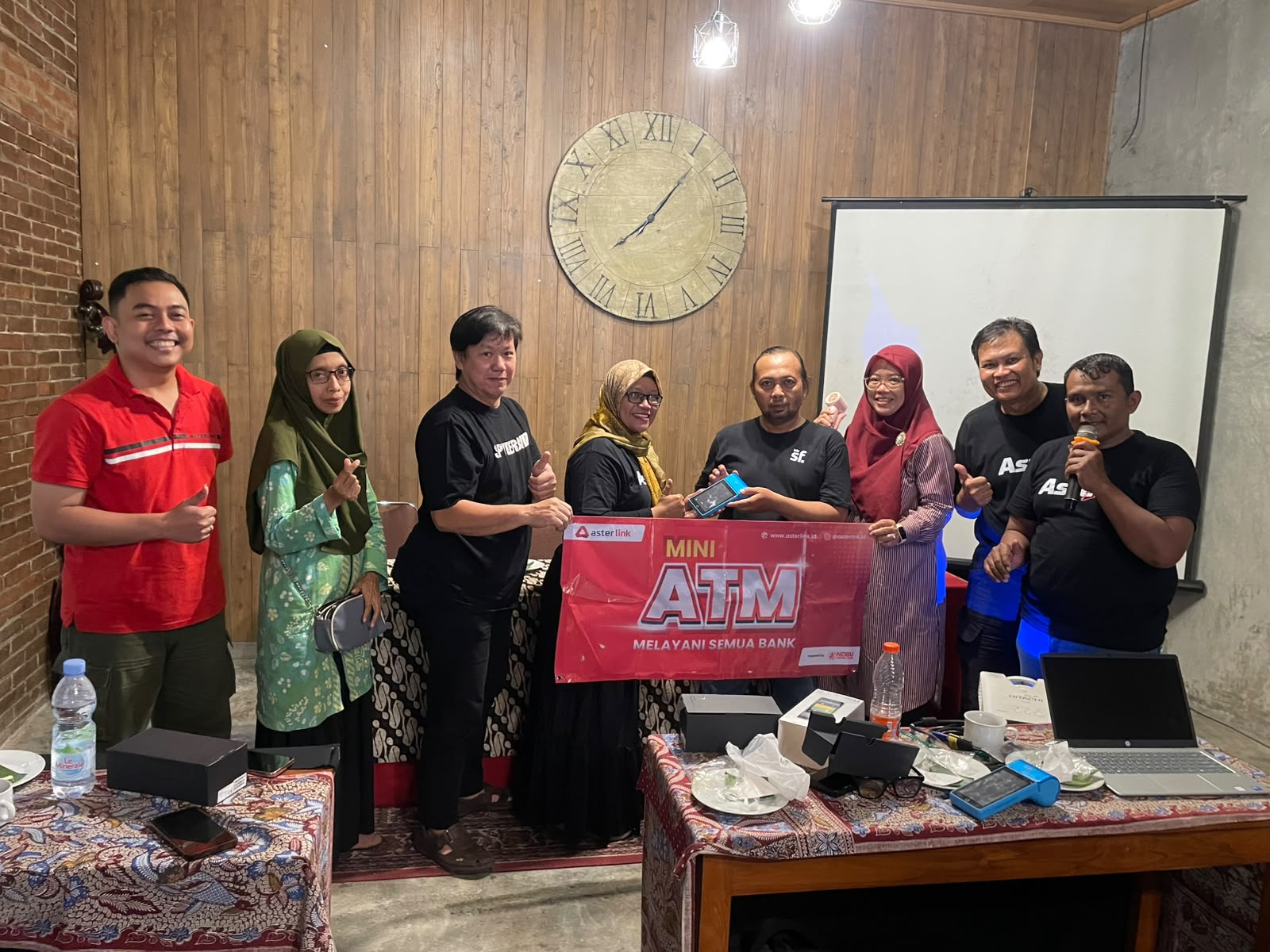 Adila Hermulia Putri Gembira Bawa Tim Panahan Ardadedali Raih Emas di Walikota Cup Archery Competition Jogjakarta 2024