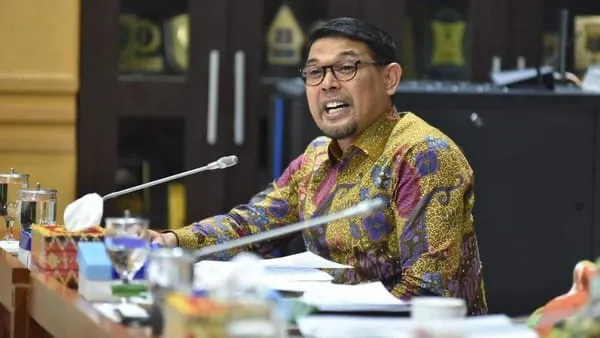 Mahanni Y.P Mengedepankan Masyarkat Kecil Menyeluruh Pada Ruh Ialhi Robb: Perpolitikan Lama Tersungkur – Wanita Amanah Muncul Untuk Jalankan Amanah Mendiang Suami Terhadap Rakyat Kabupaten Klaten